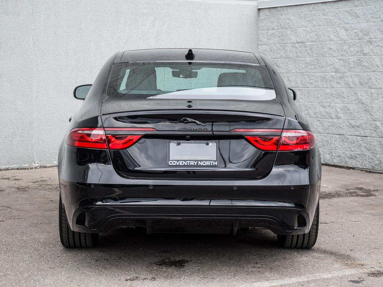 2024 Jaguar XF R-DYNAMIC SE -DYNAMIC SE Photo
