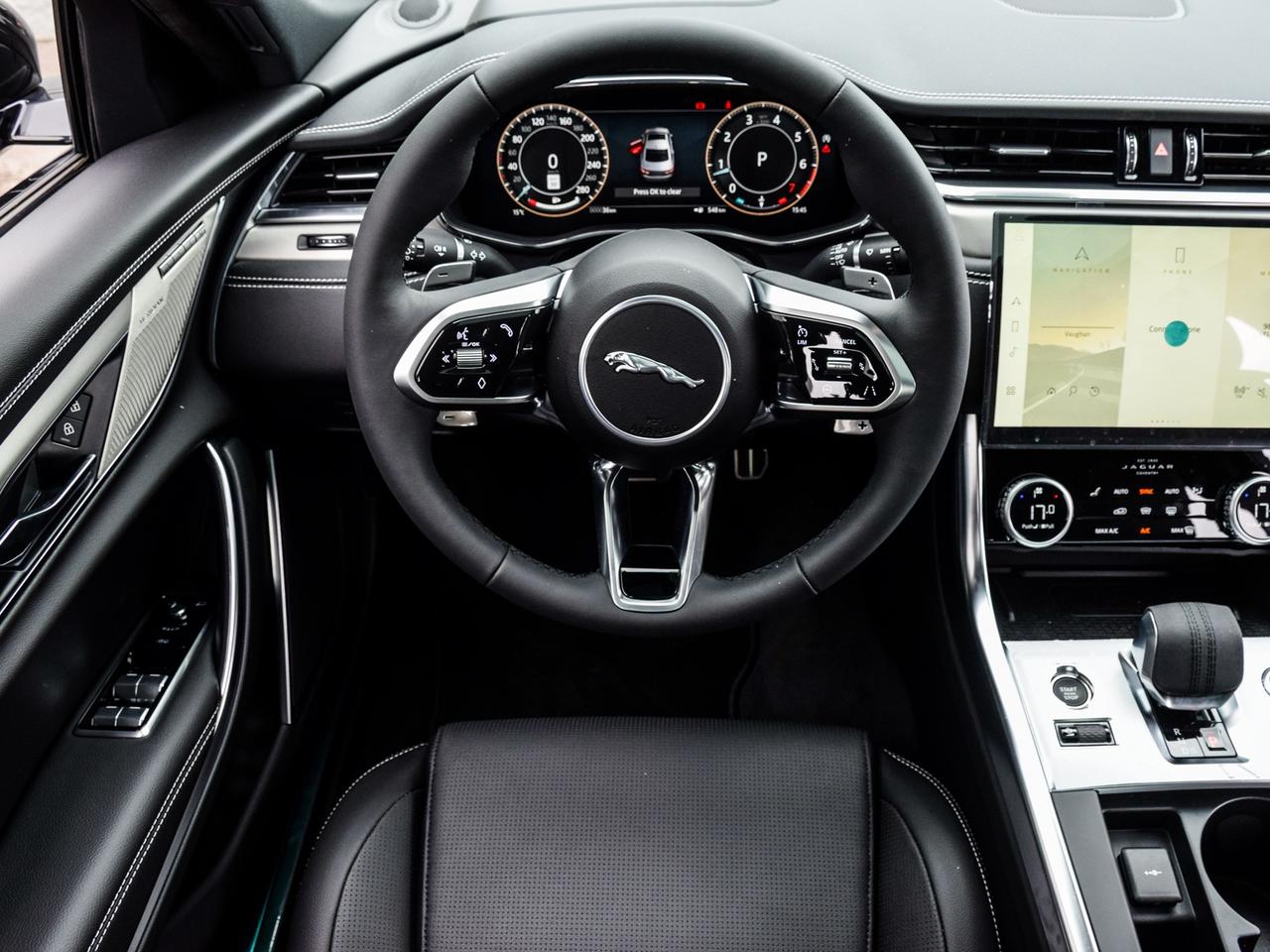 2024 Jaguar XF R-DYNAMIC SE -DYNAMIC SE Photo