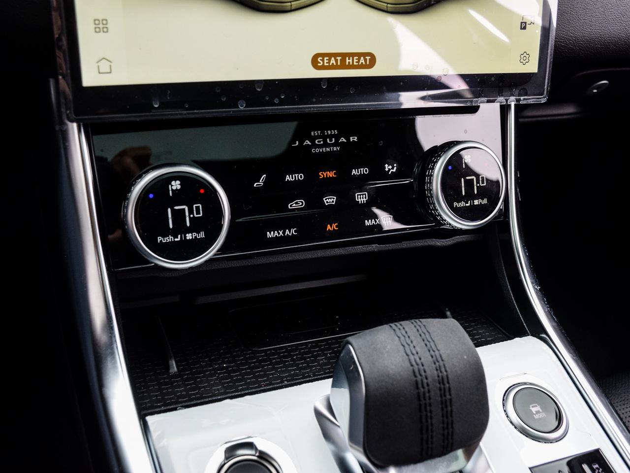 2024 Jaguar XF R-DYNAMIC SE -DYNAMIC SE Photo