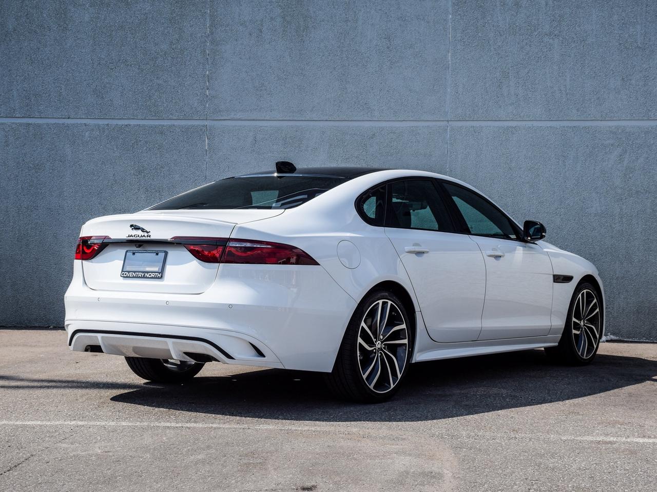 2024 Jaguar XF R-Dynamic SE Photo
