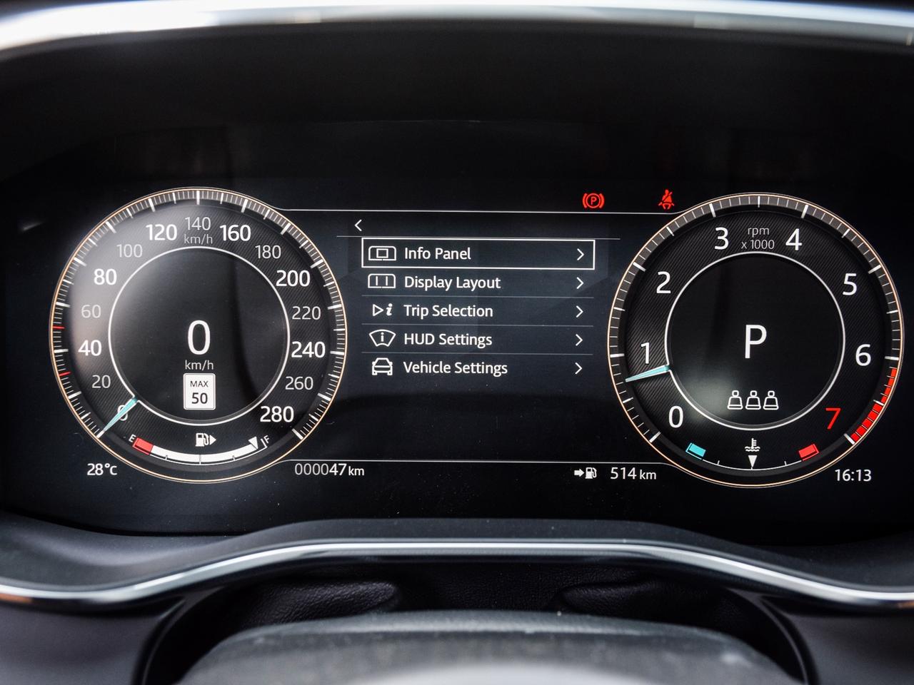 2024 Jaguar XF R-Dynamic SE Photo