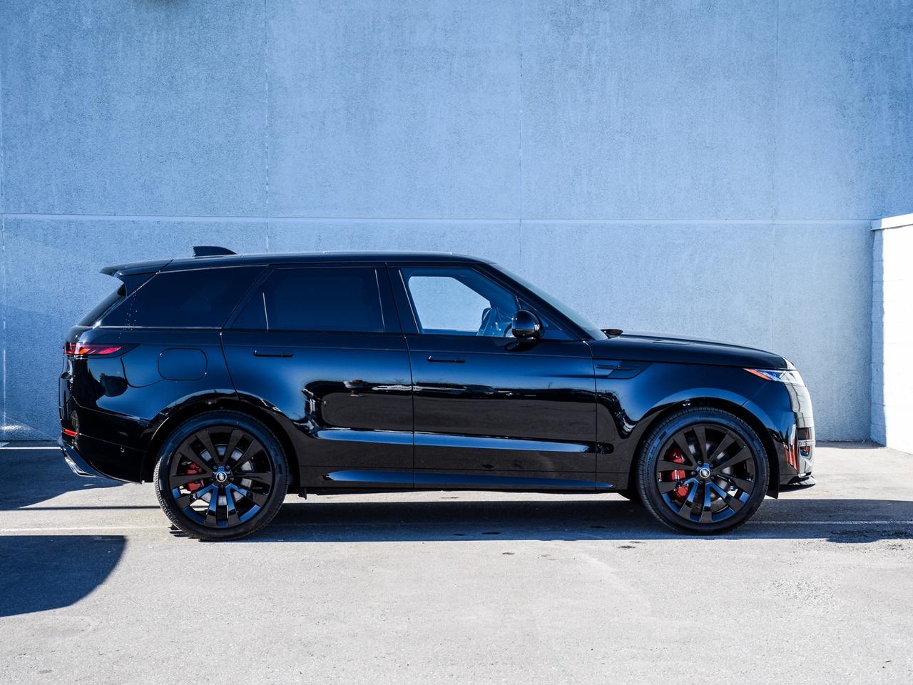 2025 Land Rover Range Rover Sport Dynamic SE Photo2