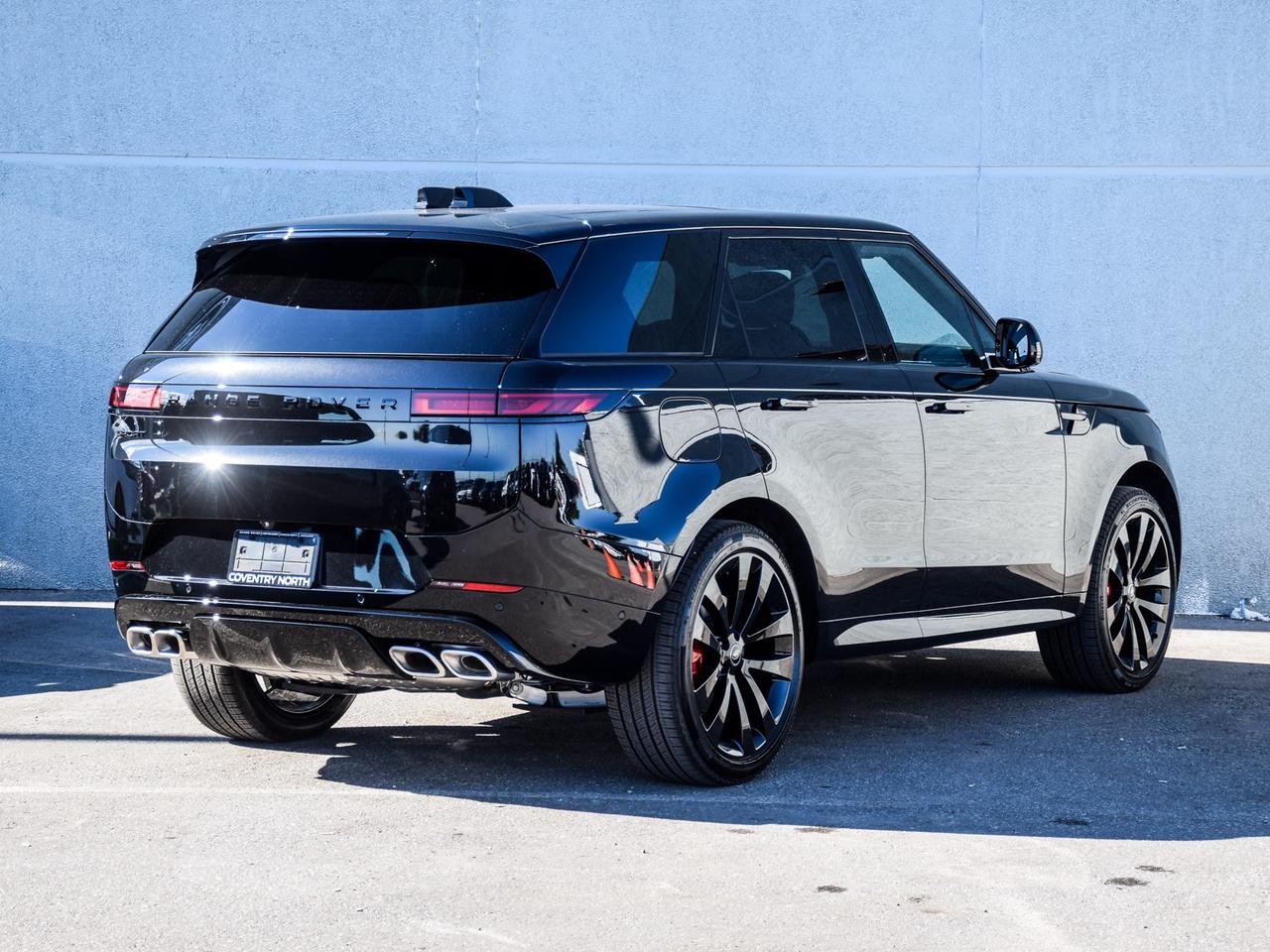 2025 Land Rover Range Rover Sport Dynamic SE Photo