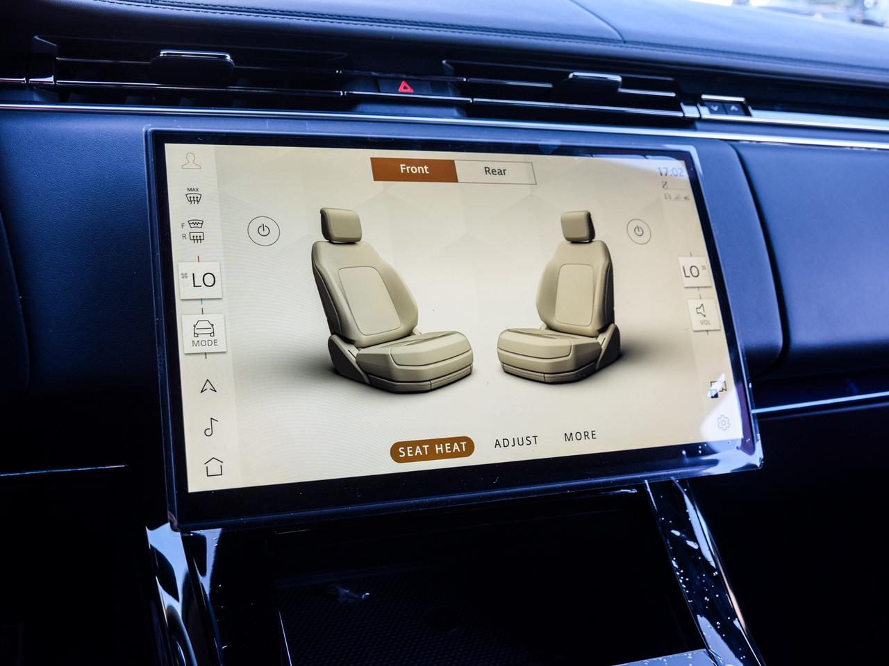 2025 Land Rover Range Rover Sport Dynamic SE Photo