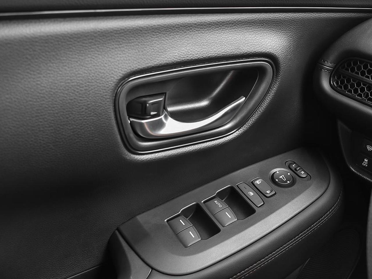 2026 Honda HR-V LX 4dr All-Wheel Drive Photo