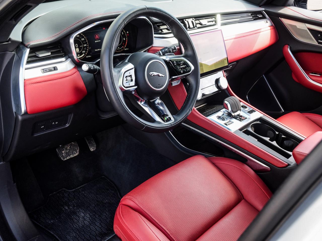2023 Jaguar F-PACE R-Dynamic S P400 Auto Photo