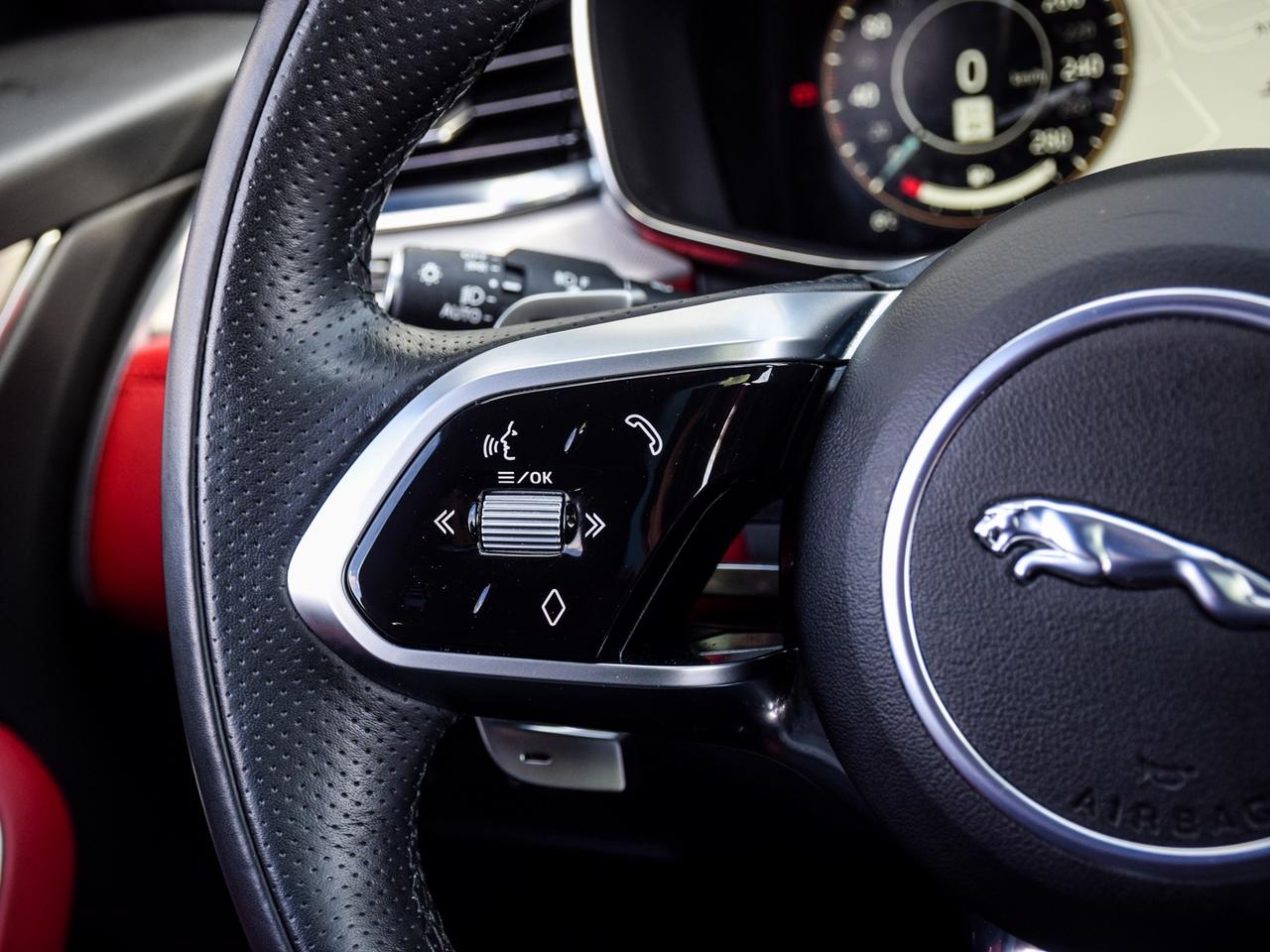 2023 Jaguar F-PACE R-Dynamic S P400 Auto Photo