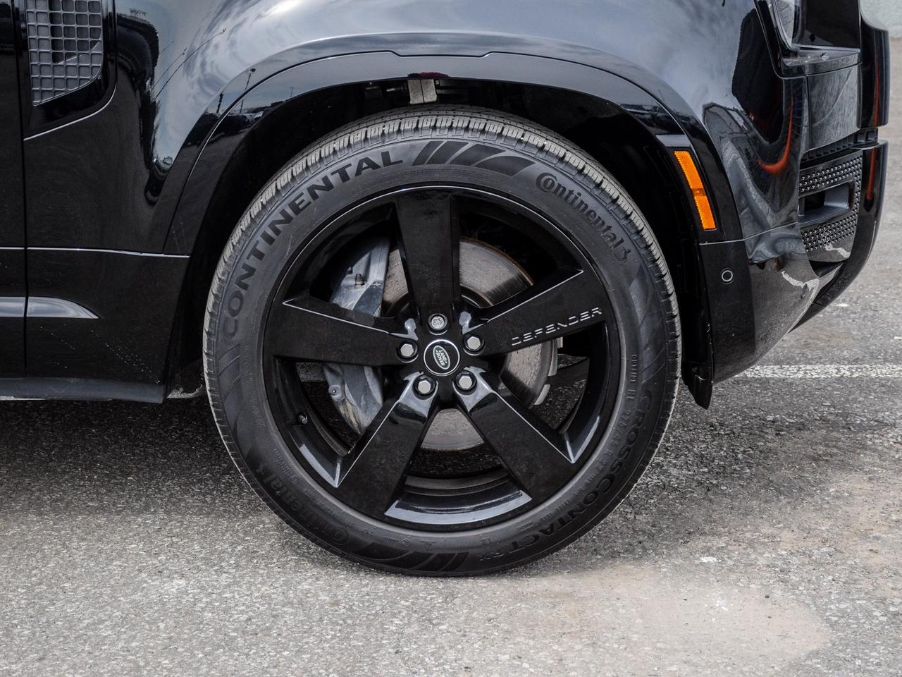 2025 Land Rover Defender X-Dynamic SE Photo