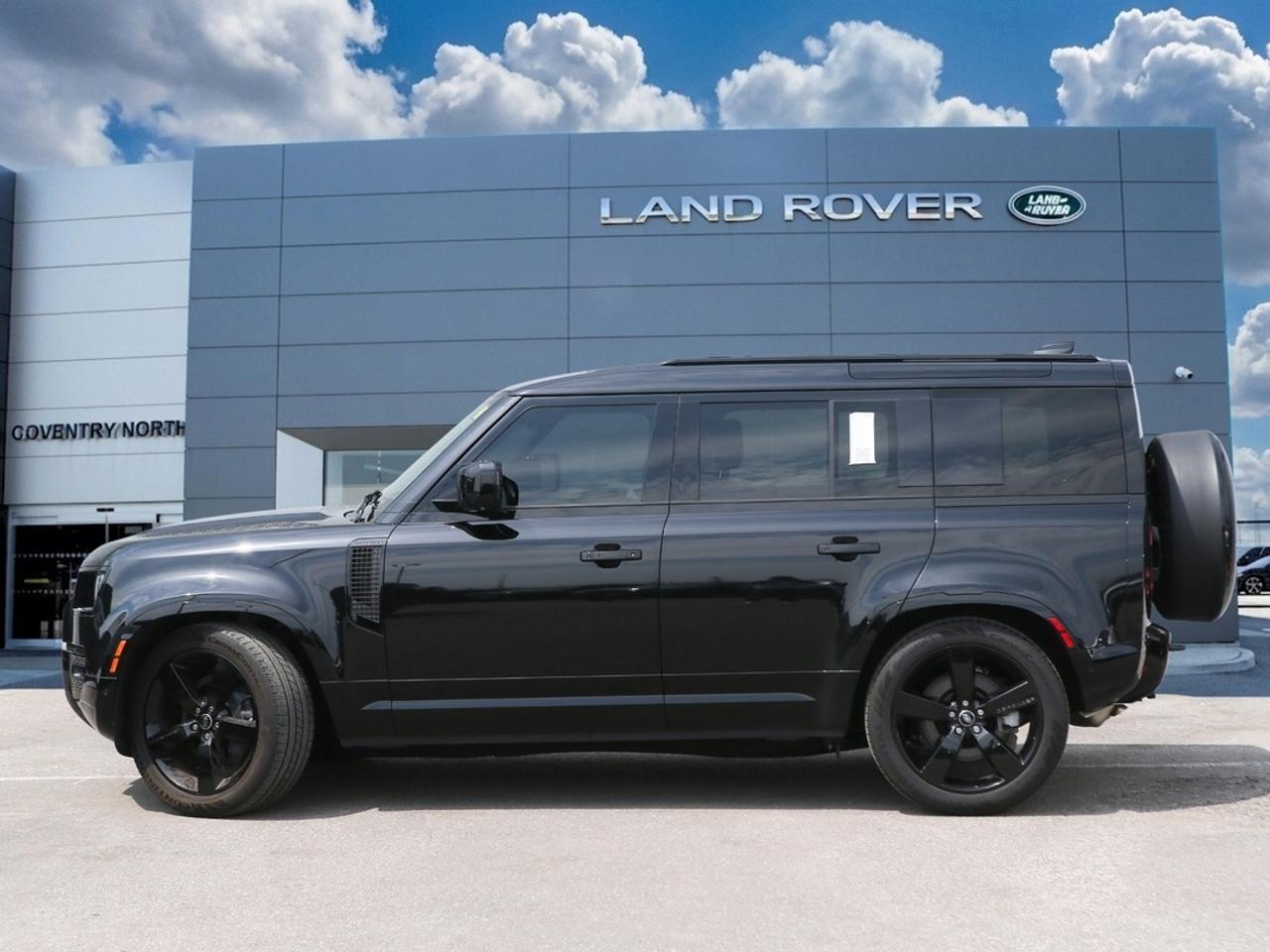 2025 Land Rover Defender X 395 HP MILD HYBRID   22 GLOSS BLACK WHEELS   AIR SUSPENSION   PREMIUM INTERIOR   HEAD-UP DISPLAY Photo5
