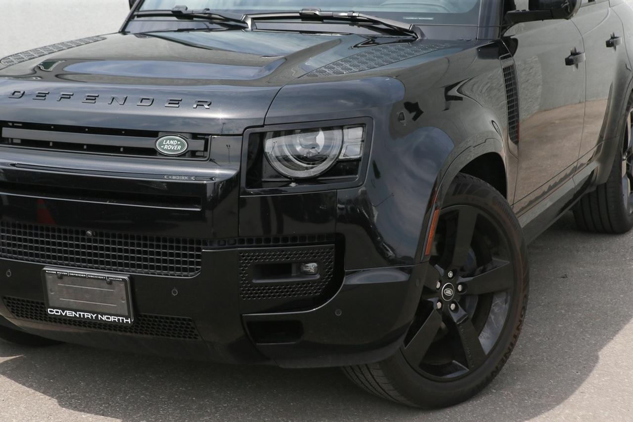 2025 Land Rover Defender X 395 HP MILD HYBRID   22 GLOSS BLACK WHEELS   AIR SUSPENSION   PREMIUM INTERIOR   HEAD-UP DISPLAY Photo