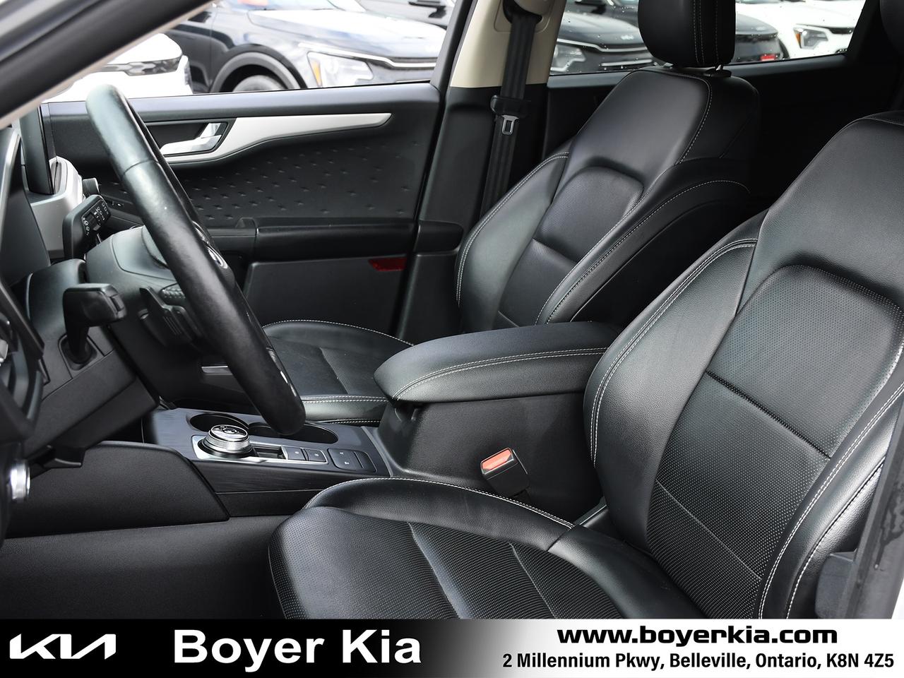 2020 Ford Escape SEL Photo
