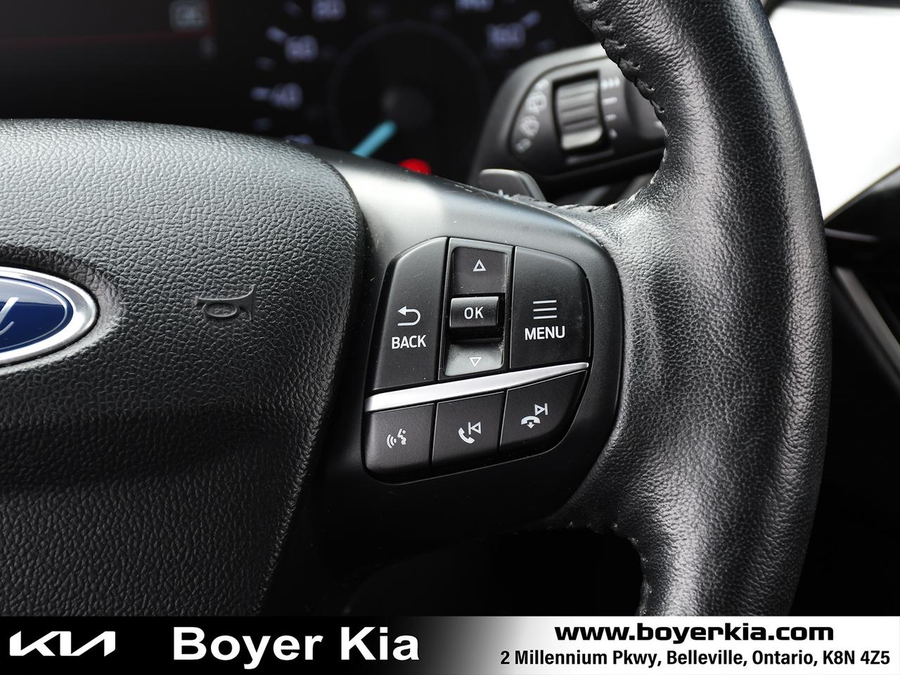 2020 Ford Escape SEL Photo