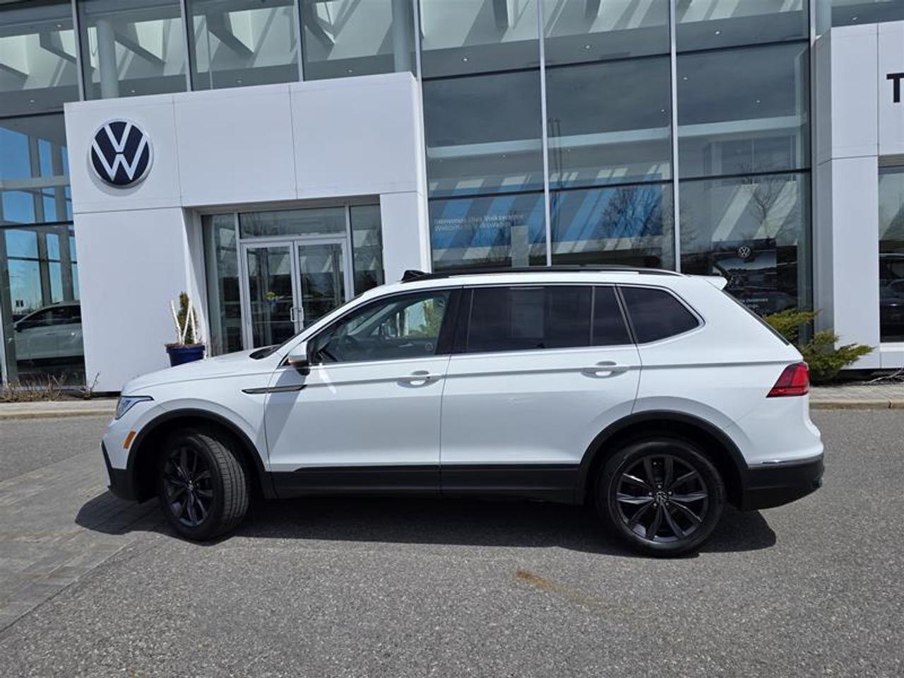 2022 Volkswagen Tiguan Comfortline 2.0T 8sp at w/Tip 4M Photo