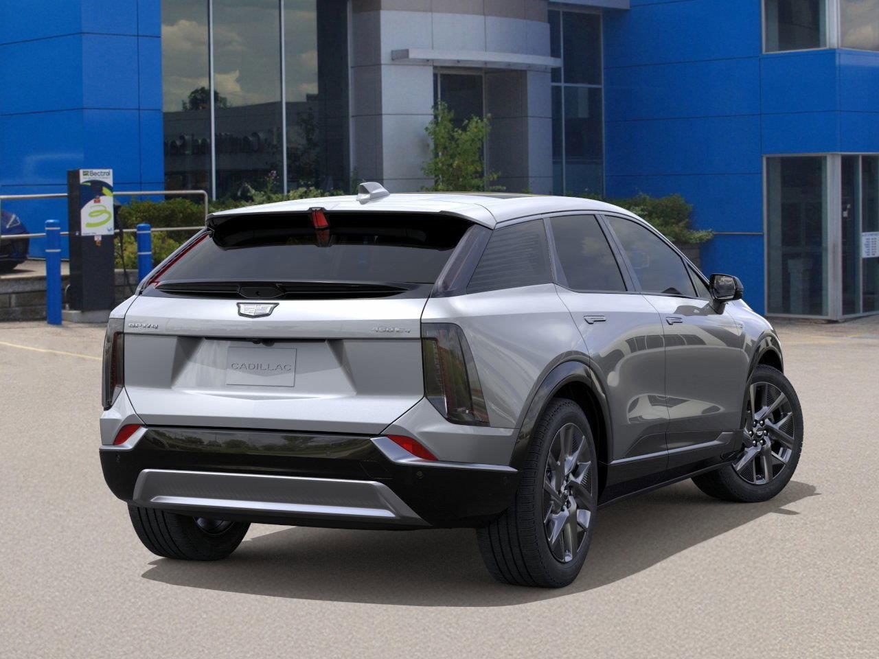 2026 Cadillac OPTIQ Luxury 4dr Photo3