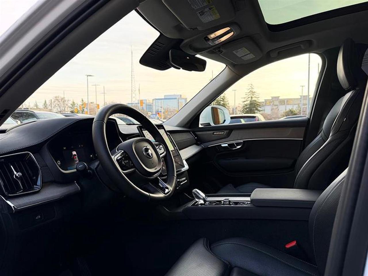 2026 Volvo XC90 B6 Ultra   7 Pass   Nappa   Low KM   Clean Photo
