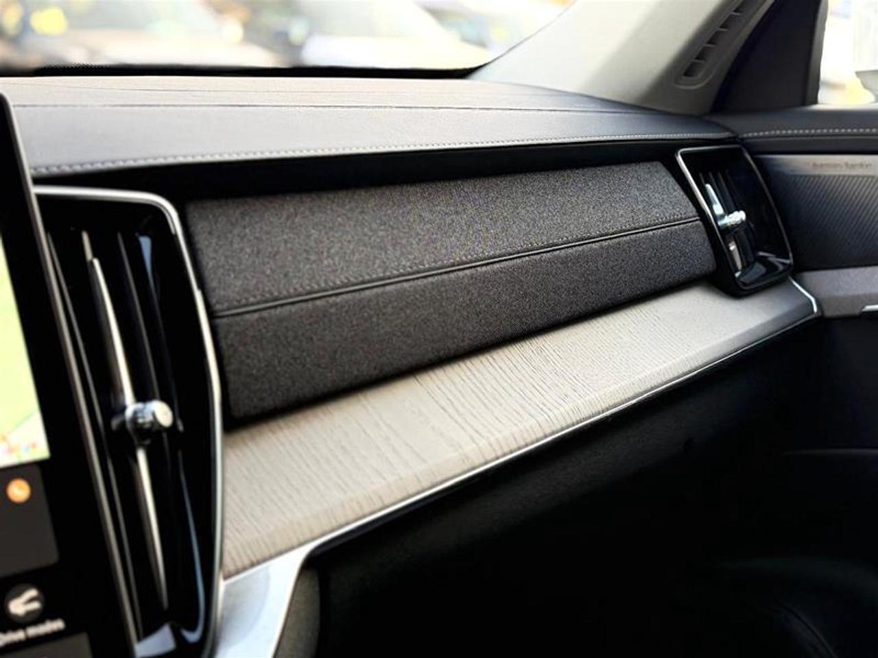 2026 Volvo XC90 B6 Ultra   7 Pass   Nappa   Low KM   Clean Photo