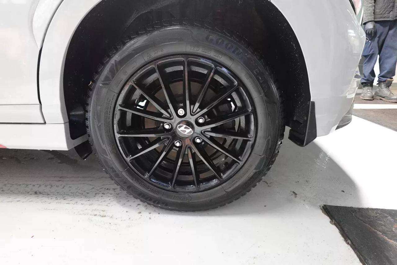 2023 Hyundai KONA N LINE   HEATED SEATS   HEATED WHEEL   ALL WHEEL D Photo