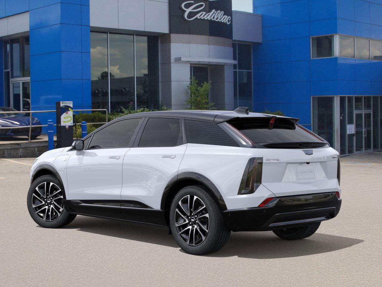 2026 Cadillac OPTIQ Sport 4dr Photo2