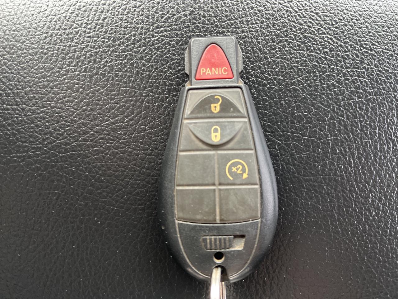 2021 RAM 1500 Classic Express - Htd Seats/Wheel - Remote Start Photo