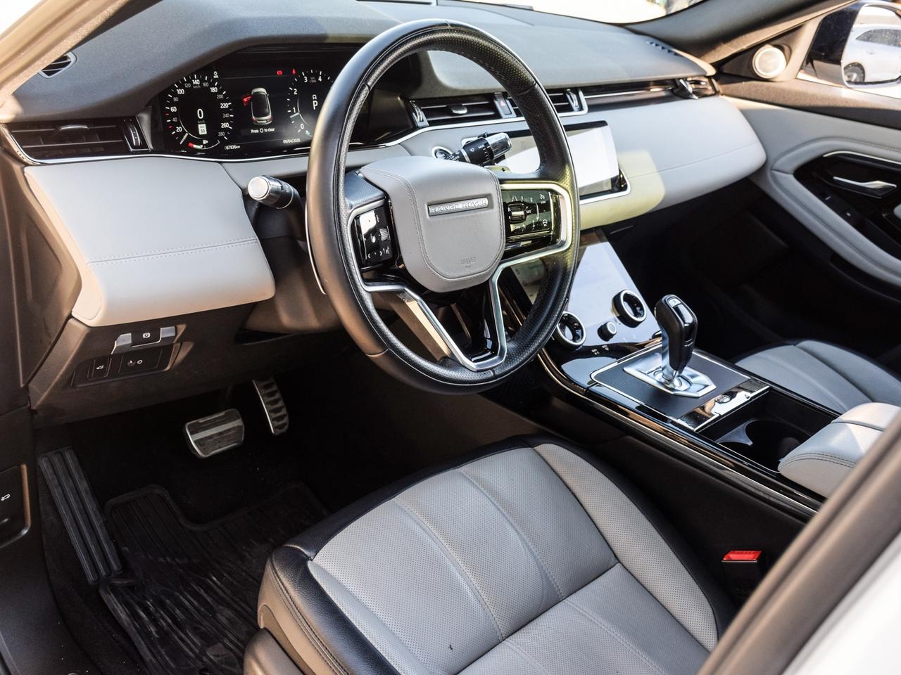 2022 Land Rover Range Rover Evoque P250 R-Dynamic SE Photo