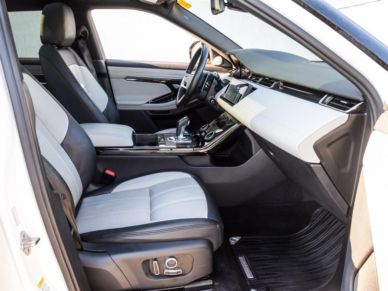 2022 Land Rover Range Rover Evoque P250 R-Dynamic SE Photo