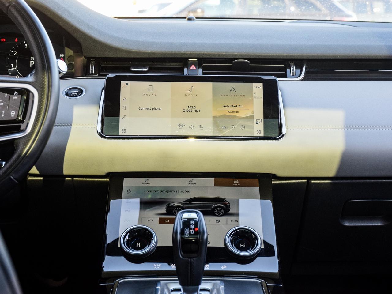 2022 Land Rover Range Rover Evoque P250 R-Dynamic SE Photo