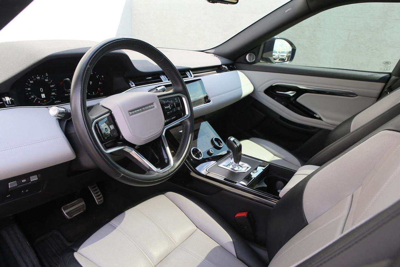 2022 Land Rover Range Rover Evoque SE P250 R-DYNAMIC Photo