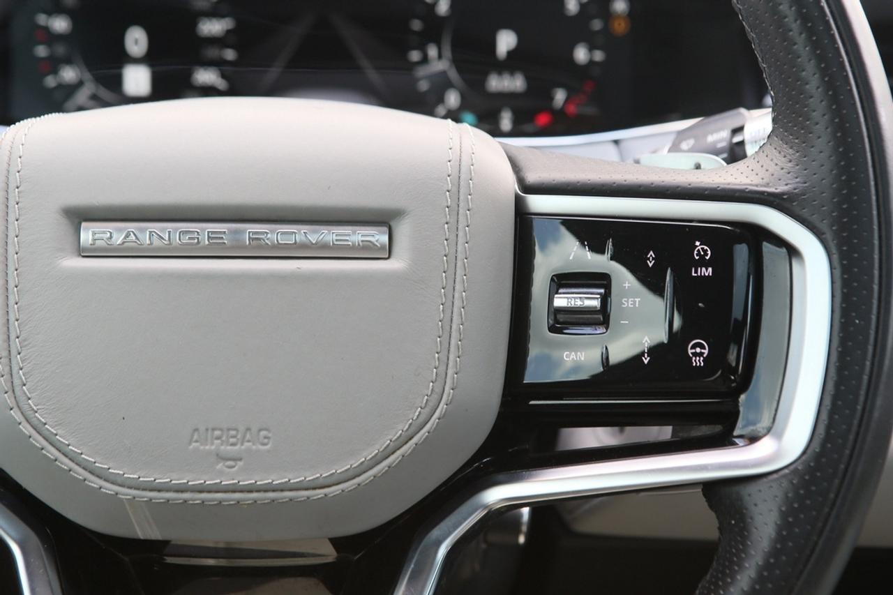 2022 Land Rover Range Rover Evoque SE P250 R-DYNAMIC Photo