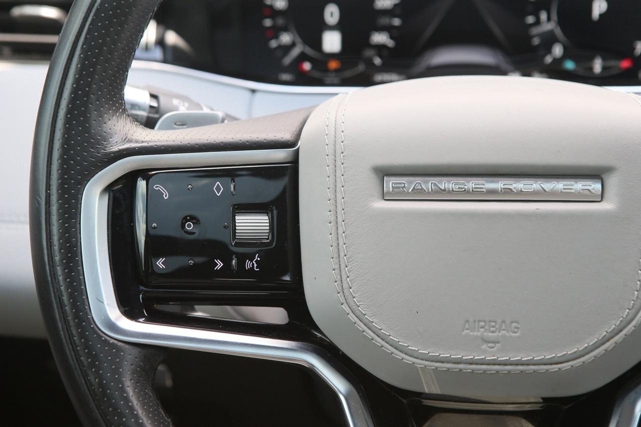 2022 Land Rover Range Rover Evoque SE P250 R-DYNAMIC Photo