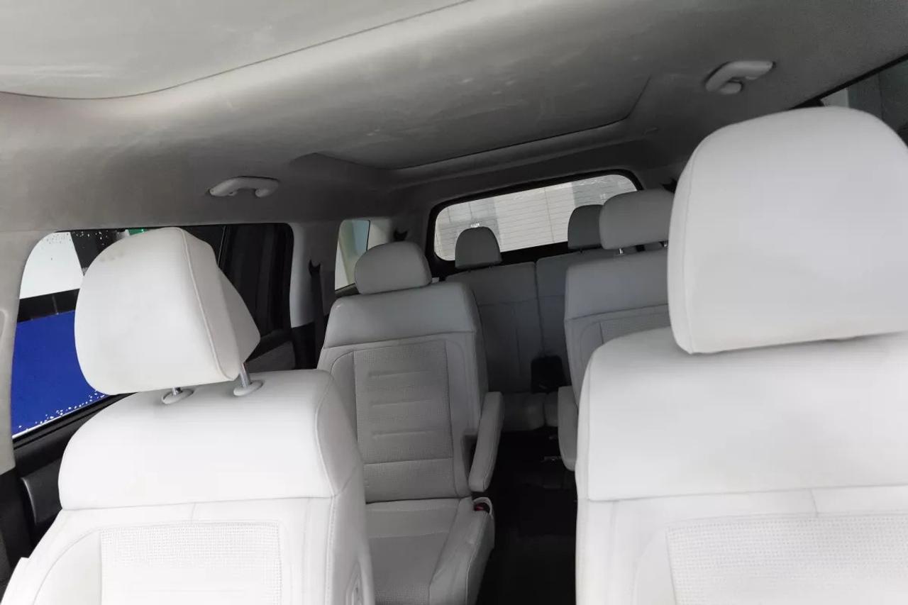 2026 Hyundai Santa Fe Hybrid ULTIMATE   HEATES SEATS   COOLED SEATS   HYBRID Photo