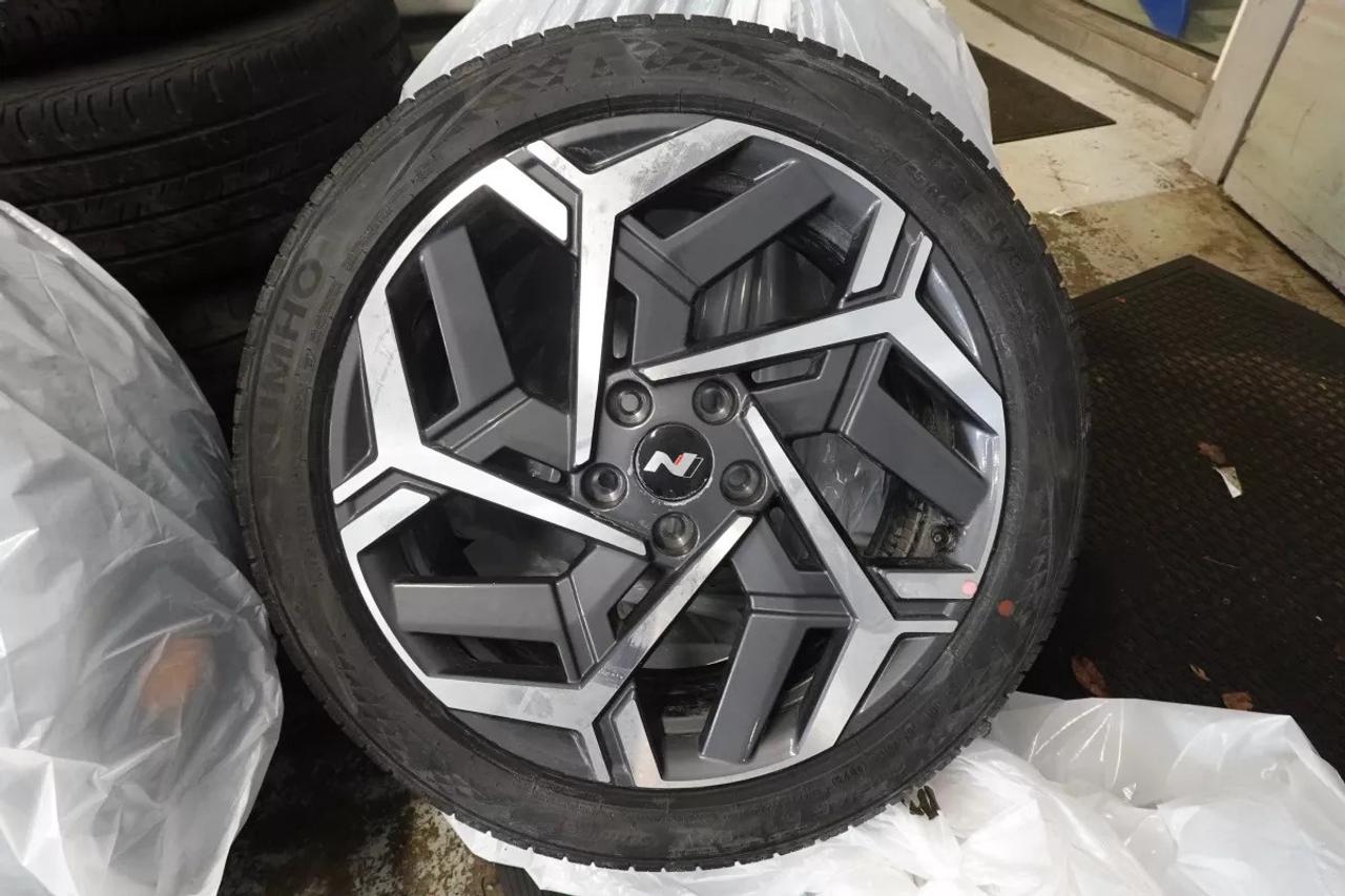 2026 Hyundai KONA N LINE ULTIMATE TWO-TONE   COOL SEATS   HEATED SEA Photo