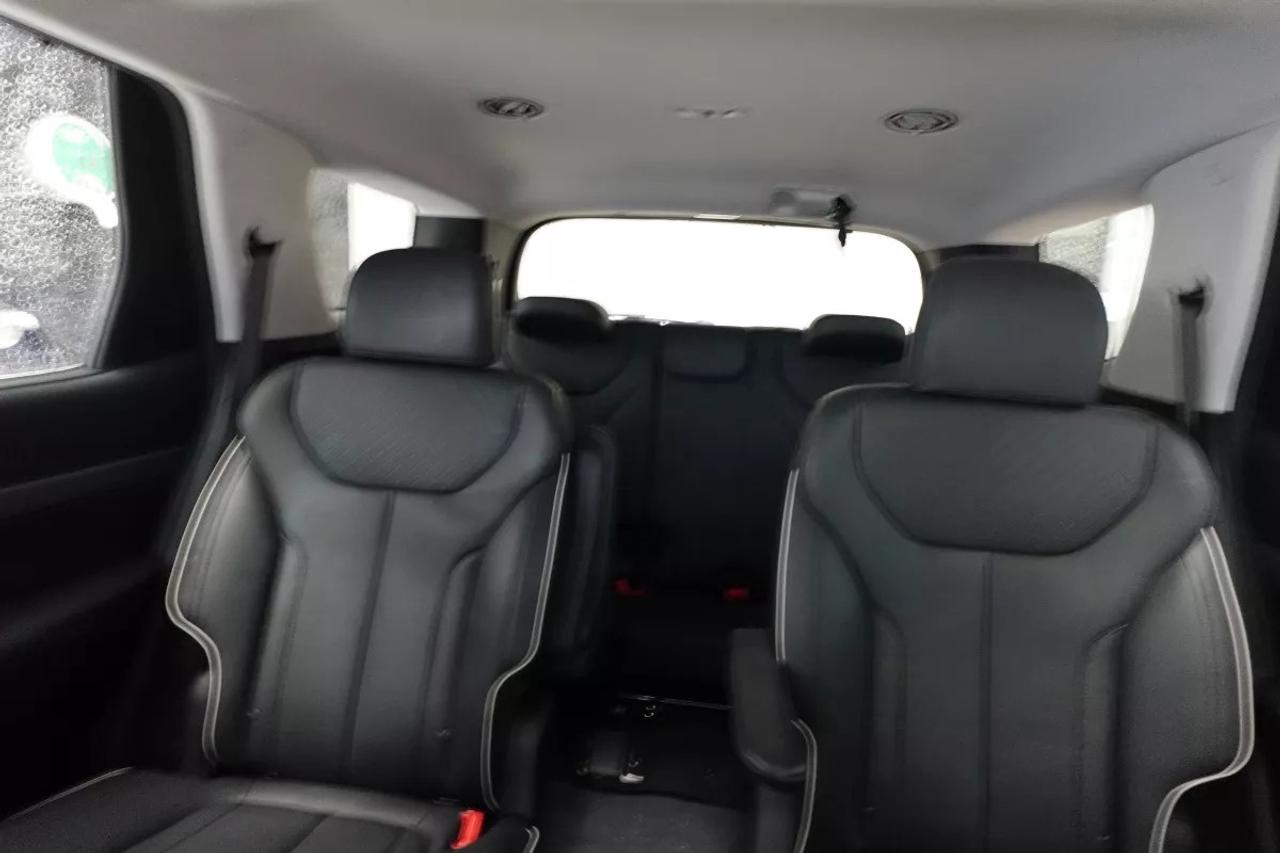 2024 Hyundai PALISADE URBAN   HEATED SEATS   HEATED WHEEL   LEATHER SEAT Photo