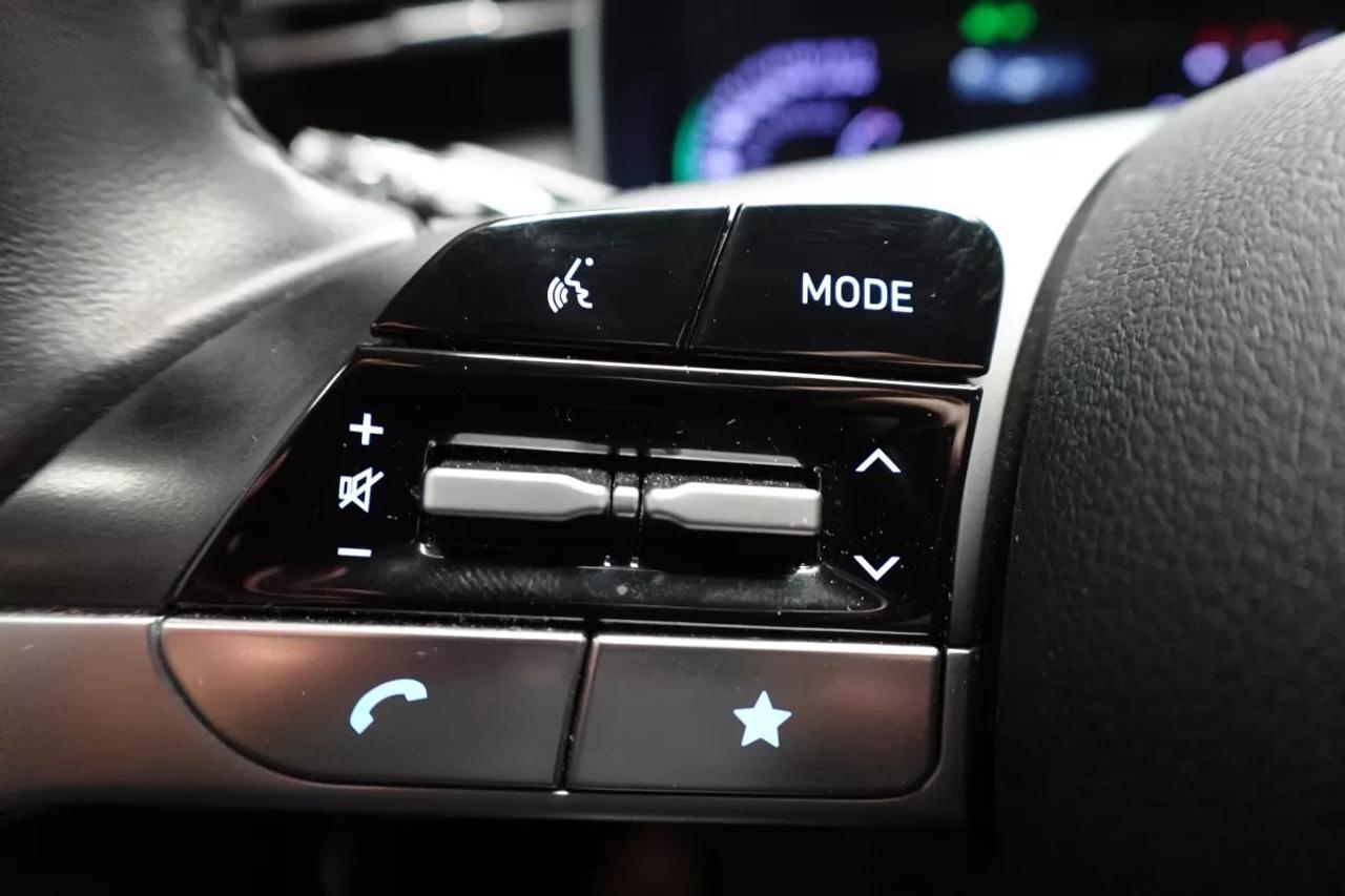 2023 Hyundai Tucson PREFERRED   HEATED SEATS   HEATED WHEEL   APPLE CA Photo