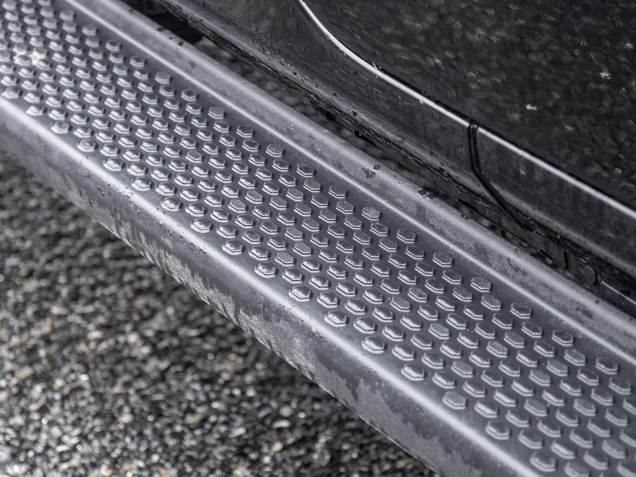 2024 Jeep Wrangler Sahara Photo