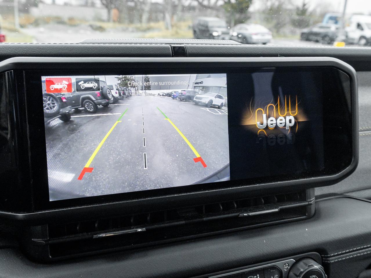 2024 Jeep Wrangler Sahara Photo