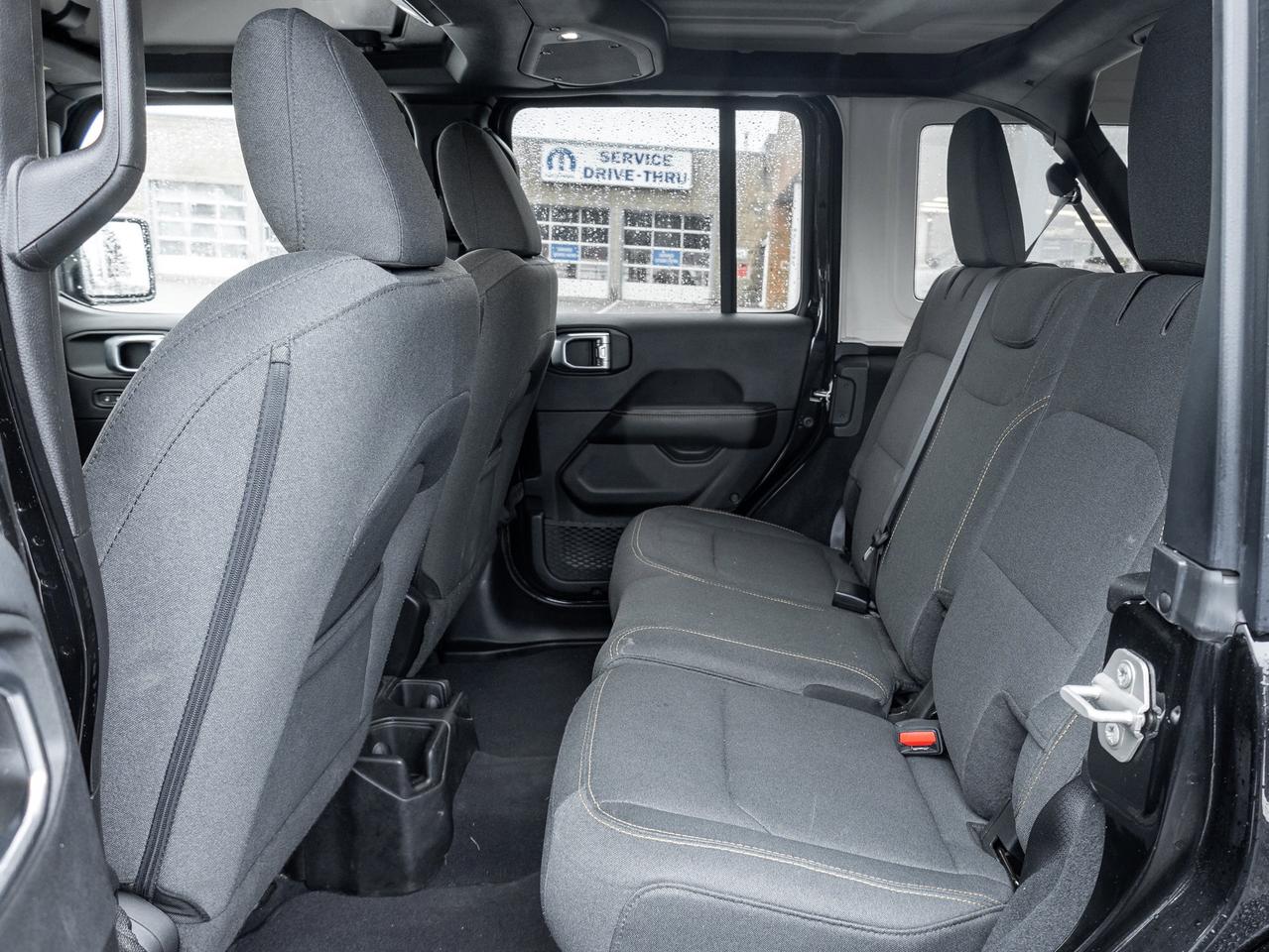 2024 Jeep Wrangler Sahara Photo
