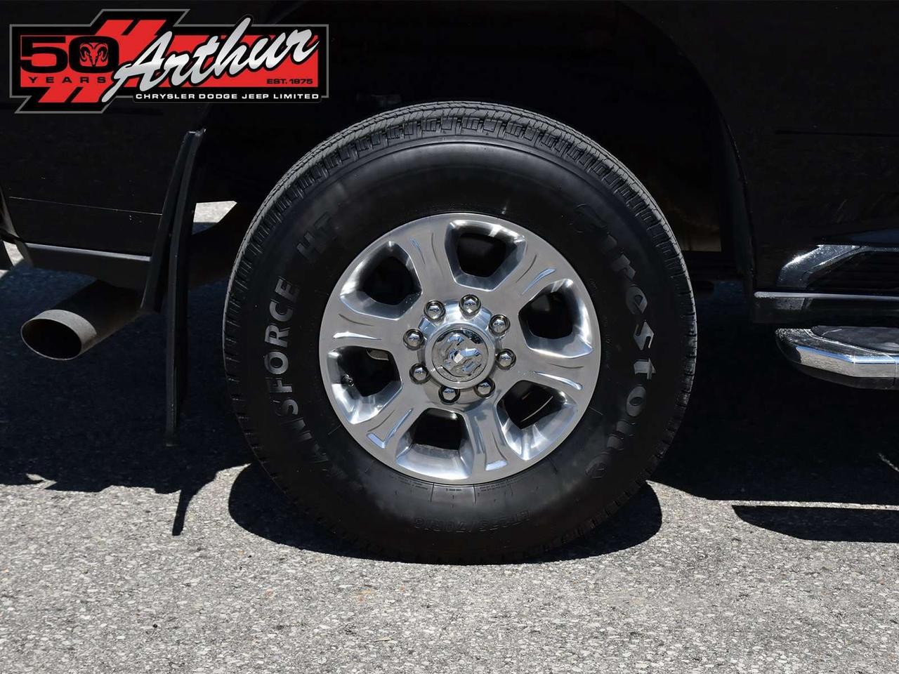 2023 RAM 3500 BIG HORN CREW CAB 4X4 - SRW Photo