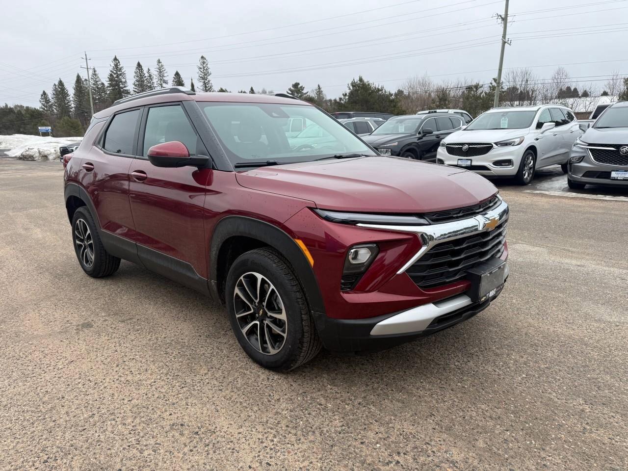 2025 Chevrolet TrailBlazer LT   LANE ASSIST. CRUISE CONTROL. REMOTE START. Photo