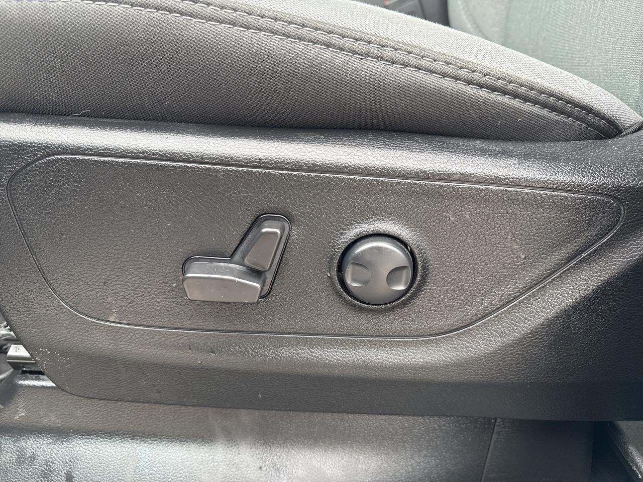 2024 RAM 1500 Big Horn-Htd seat/wheel-alpine Photo