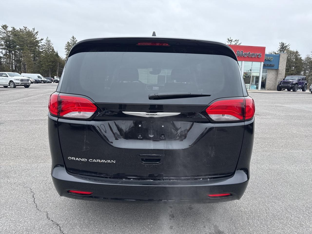 2024 Chrysler Grand Caravan SXT- Htd Seats/Wheel-Remote start Photo