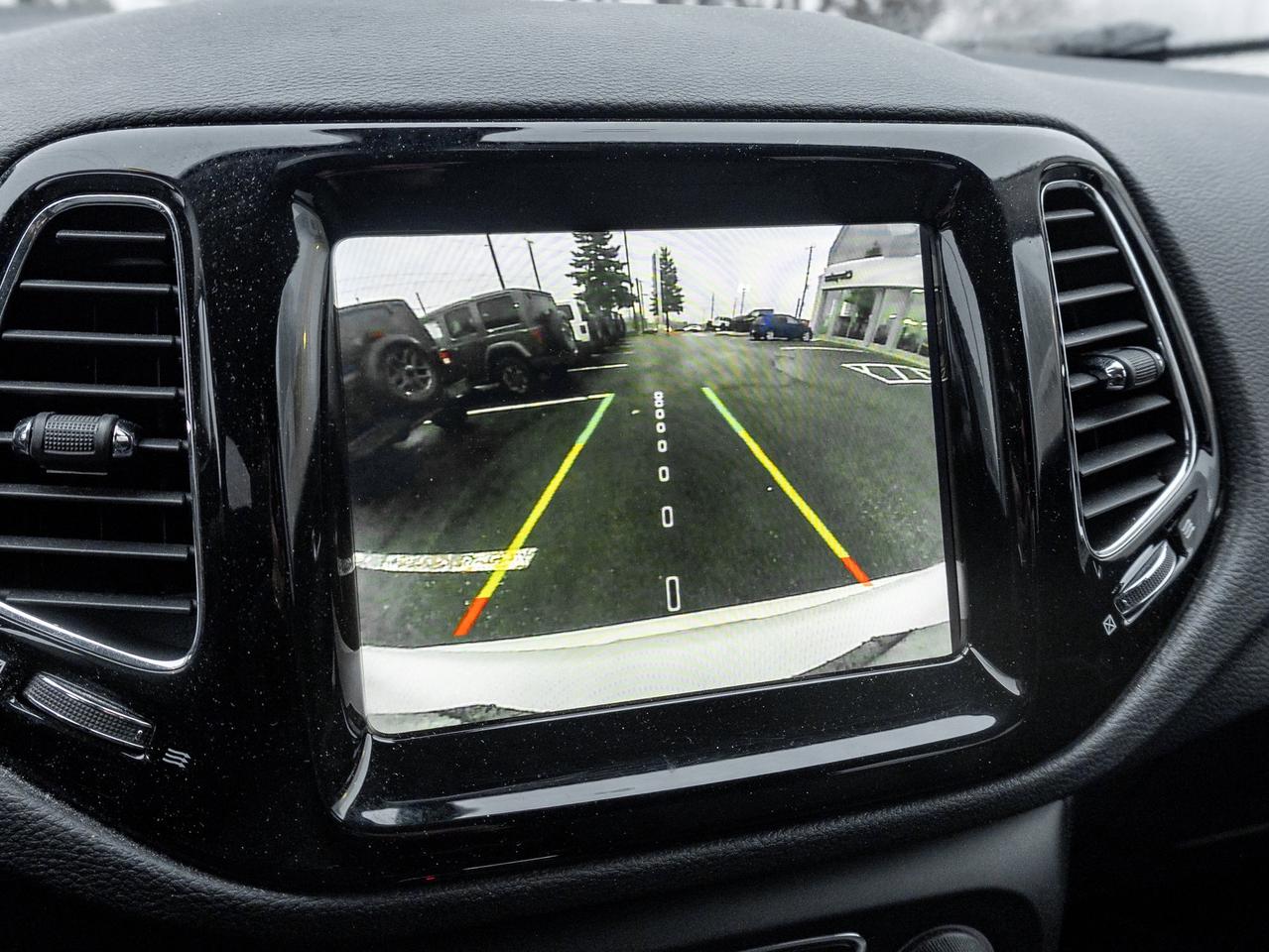 2021 Jeep Compass Altitude Photo