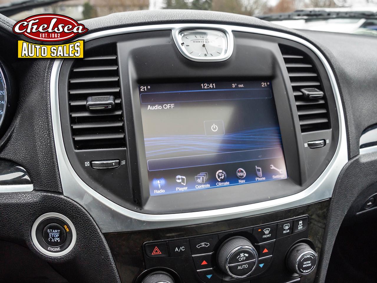 2013 Chrysler 300 C RWD 5.7 HEMI! V8! LOADED! Photo