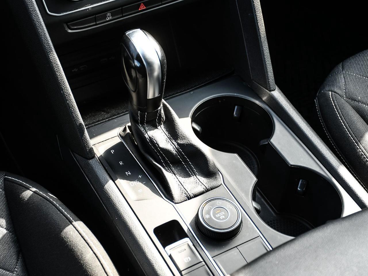 2021 Volkswagen Atlas Cross Sport 2.0 TSI Trendline Heated Seats   BLIS   Carplay Photo