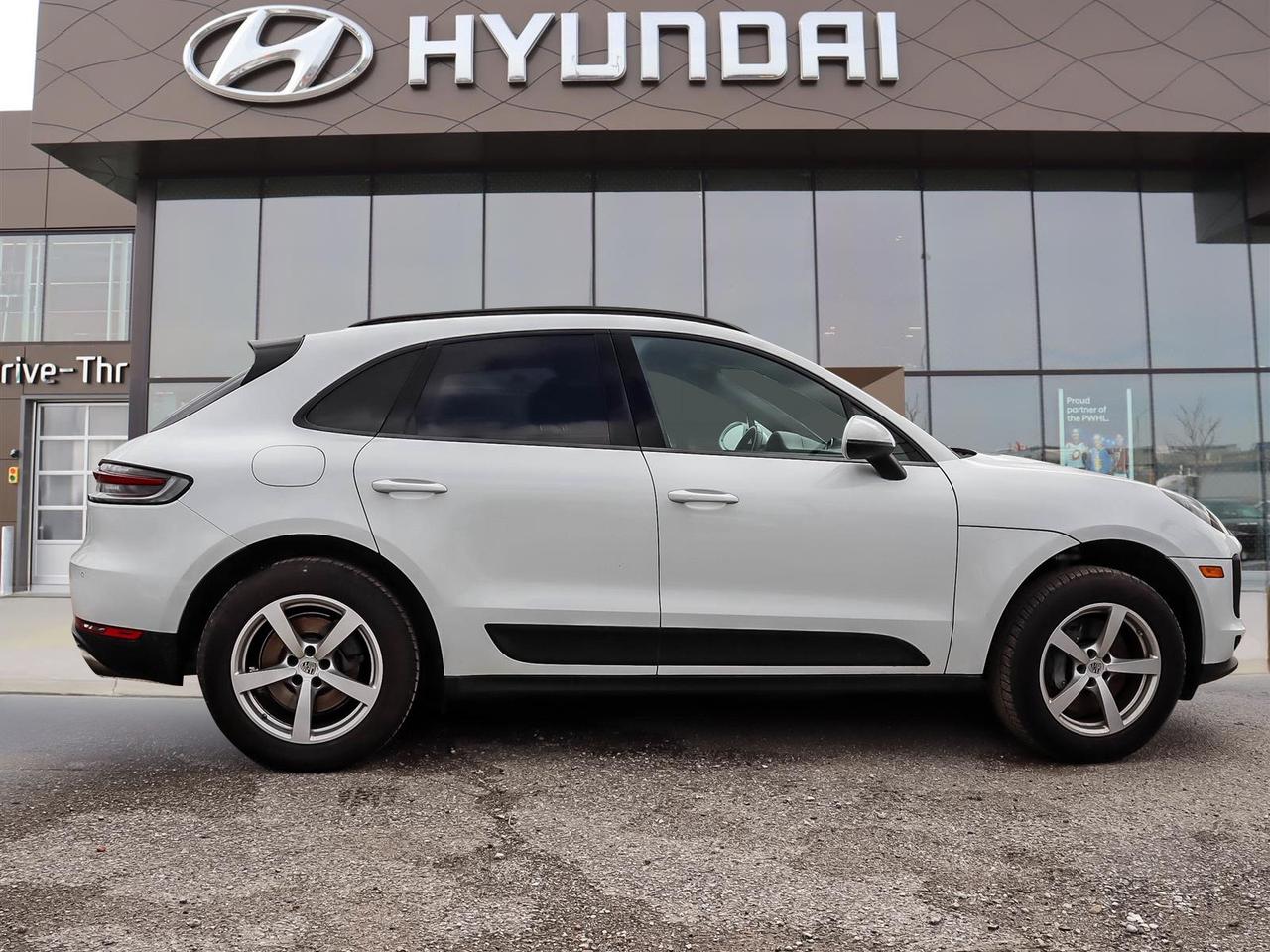 2020 Porsche Macan S Photo