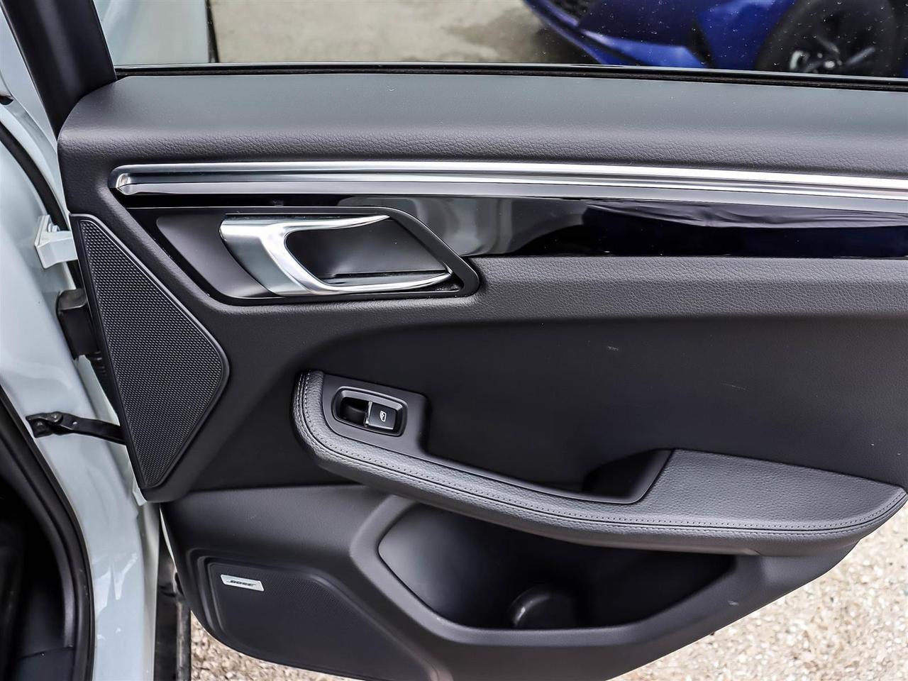2020 Porsche Macan S Photo
