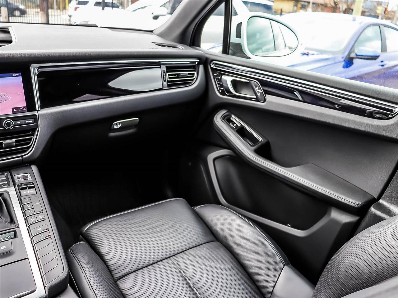 2020 Porsche Macan S Photo