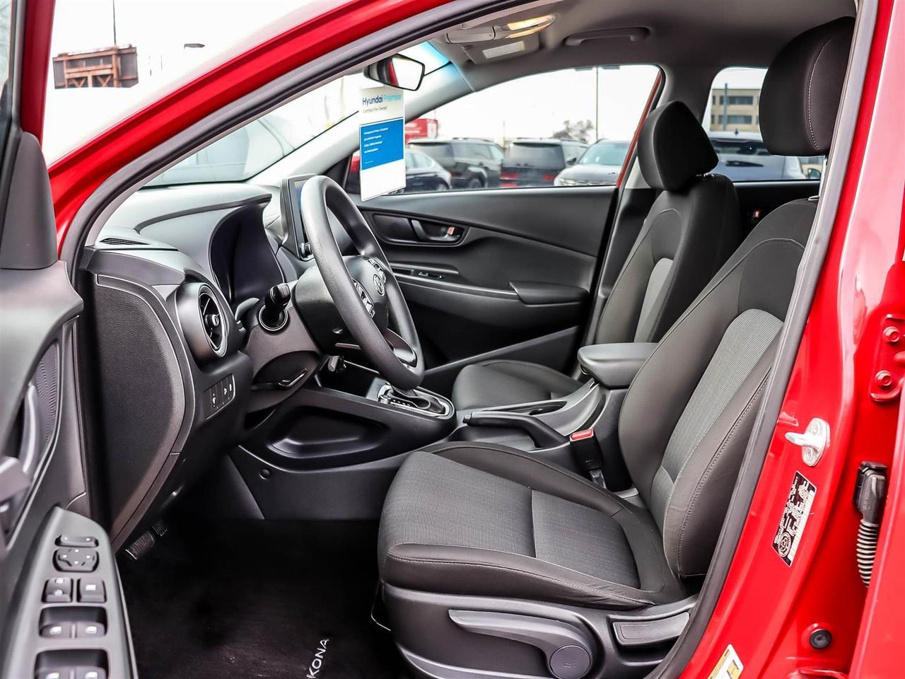 2022 Hyundai KONA Essential Photo
