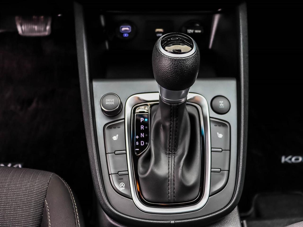 2022 Hyundai KONA Essential Photo