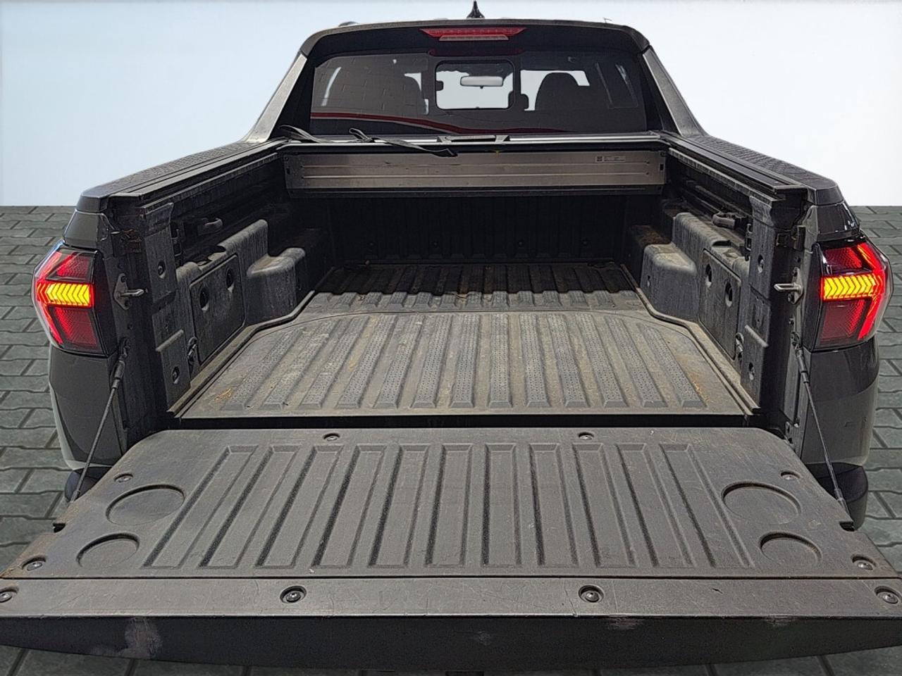 2022 Hyundai Santa Cruz AWD Leather/ Sunroof/NAVI/Drive Assist/Clean carfa Photo