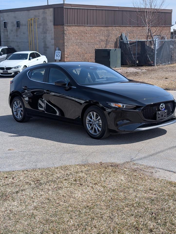 2025 Mazda Mazda3 Sport GS Auto FWD Photo4